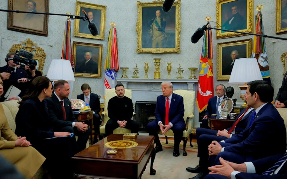 Зеленский и Трамп начали переговоры в Овальном кабинете
