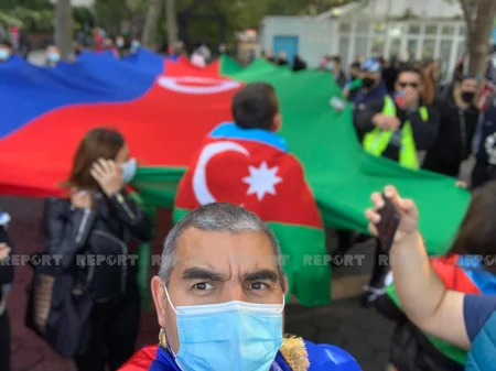 ABŞ-da yaşayan azərbaycanlının adı Amerikaya töhfə vermiş miqrantlar kitabına salınıb