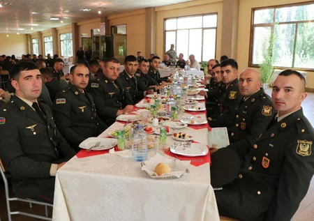 “Gizirlərin zabit vəzifələrinə hazırlığı kursu”nun ilk buraxılışı olub