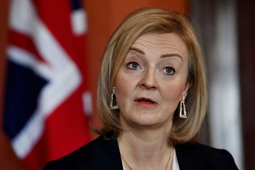 Britaniyanın Baş naziri istefa verib