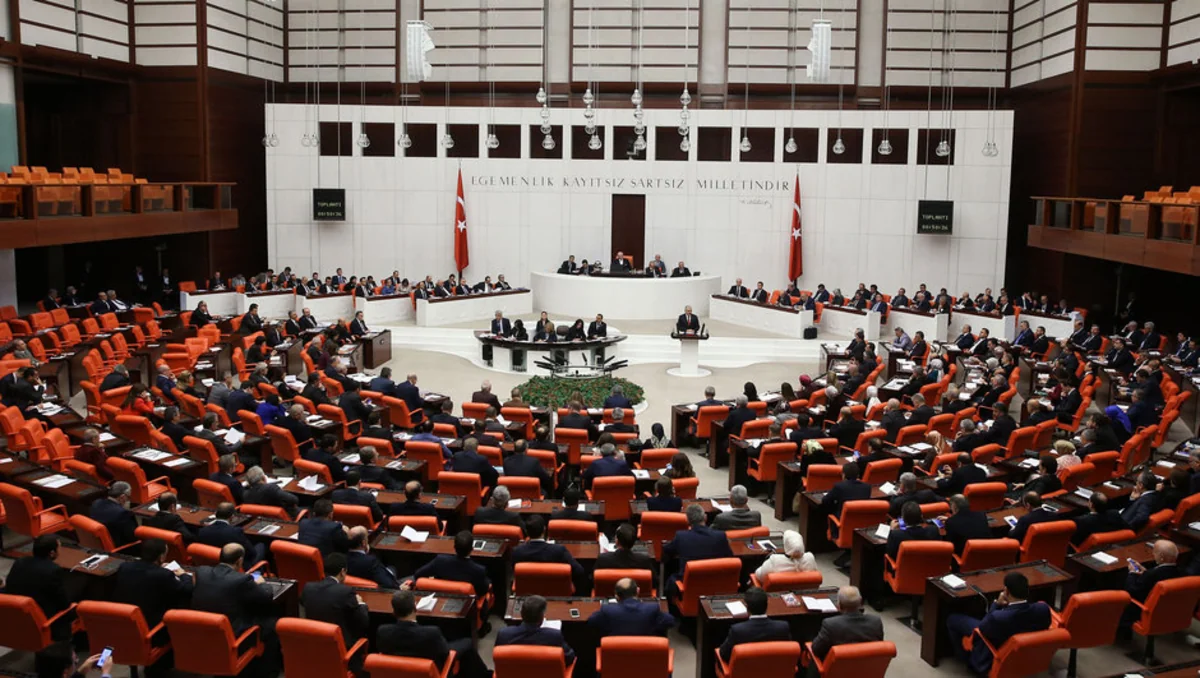 Turkish parliament reveals schedule of discussions over constitutional amendments