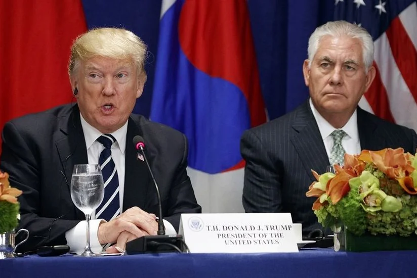 Tramp Tillersona IQ-lərini müqayisə etməyi təklif edib