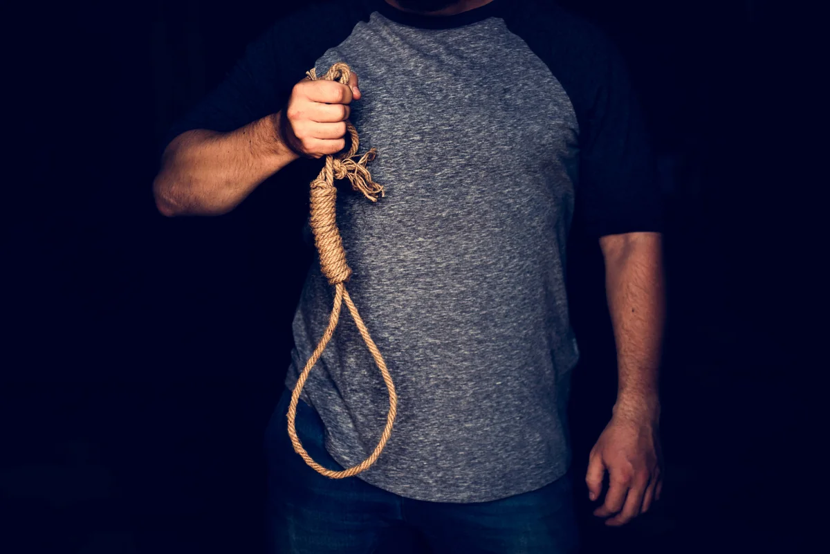 Zərdabda 33 yaşlı kişi intihar etdi