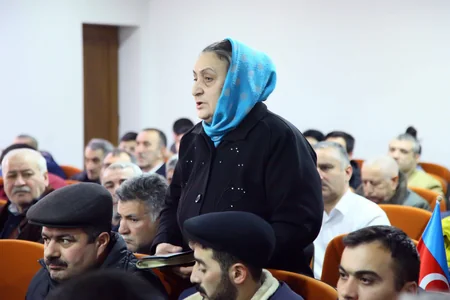 Könül Nurullayeva Qarabağ müharibəsi əlilləri, veteranları, şəhid ailələri və Çernobıl əlilləri ilə görüşüb