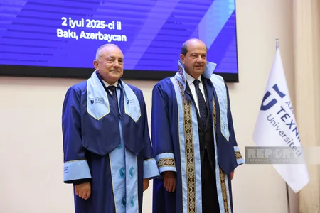Ersin Tatara Fəxri doktor diplomu təqdim edilib