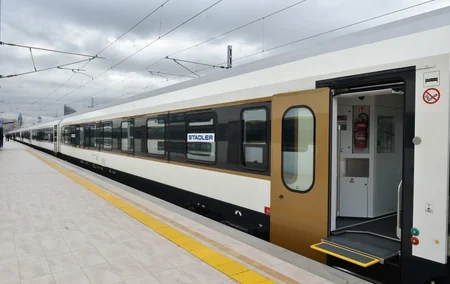 President Ilham Aliyev viewed passenger train to run on Baku-Tbilisi- Kars railway route