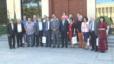 Avrasiyanın 33 tanınmış yazıçısı Sumqayıtda olub - FOTO