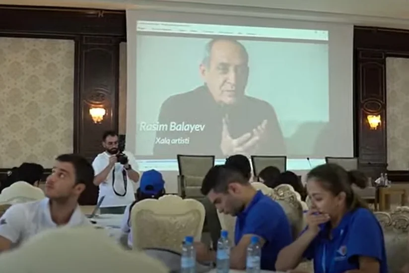 Rasim Balayev IV Yay Düşərgəsinin iştirakçılarına uğurlar arzulayıb