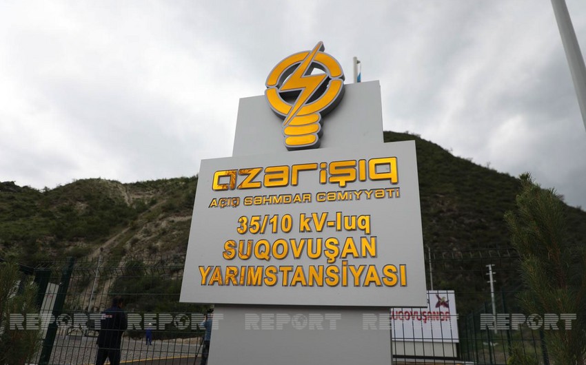 Suqovuşan yarımstansiyası qəsəbəni tam elektrik enerjisi ilə təmin edir