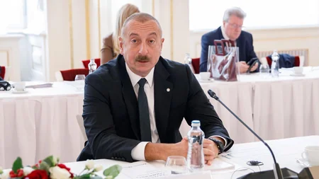 Prezident İlham Əliyev Praqada işçi nahar formatında keçirilən bağlanış plenar iclasında iştirak edib
