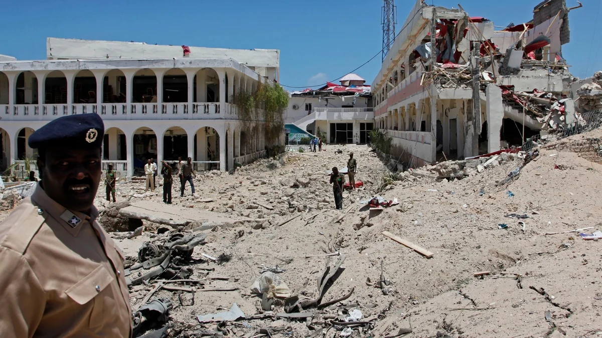 В столице Сомали возле президентского дворца идет бой