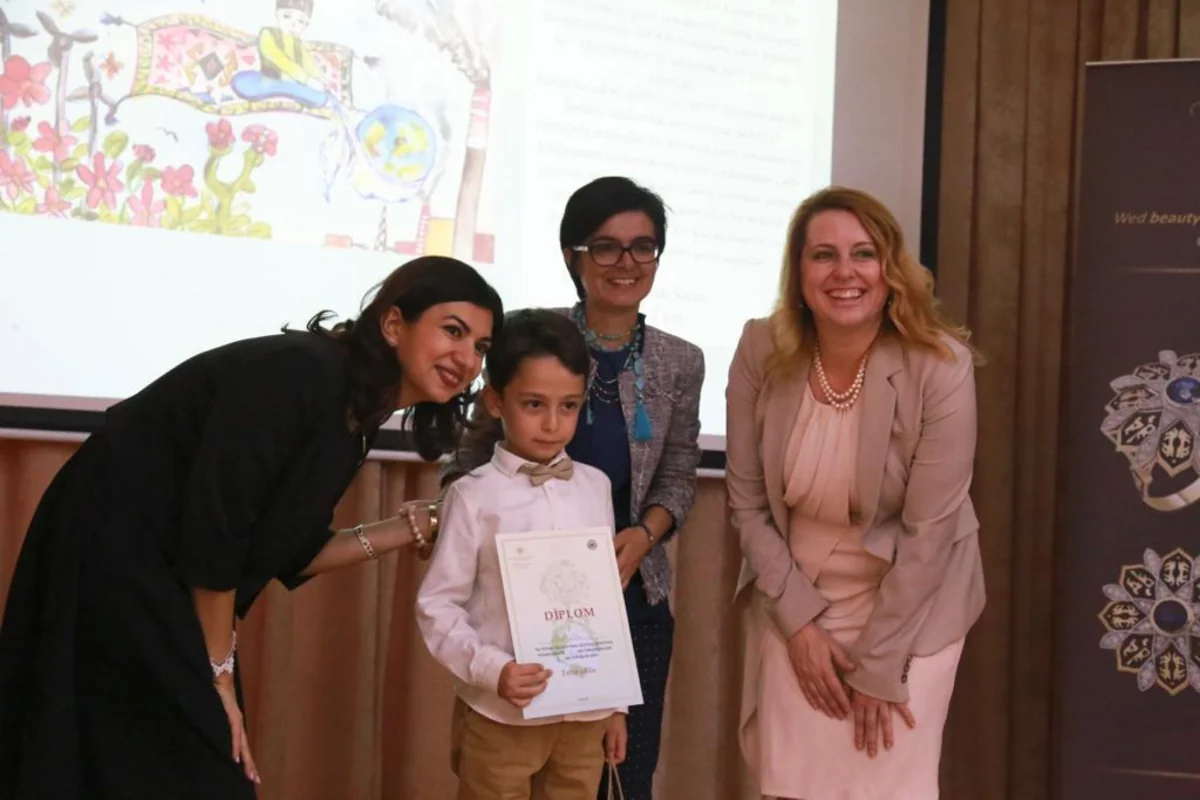 US Embassy Presents Awards to Winners of Earth Day Art Competition