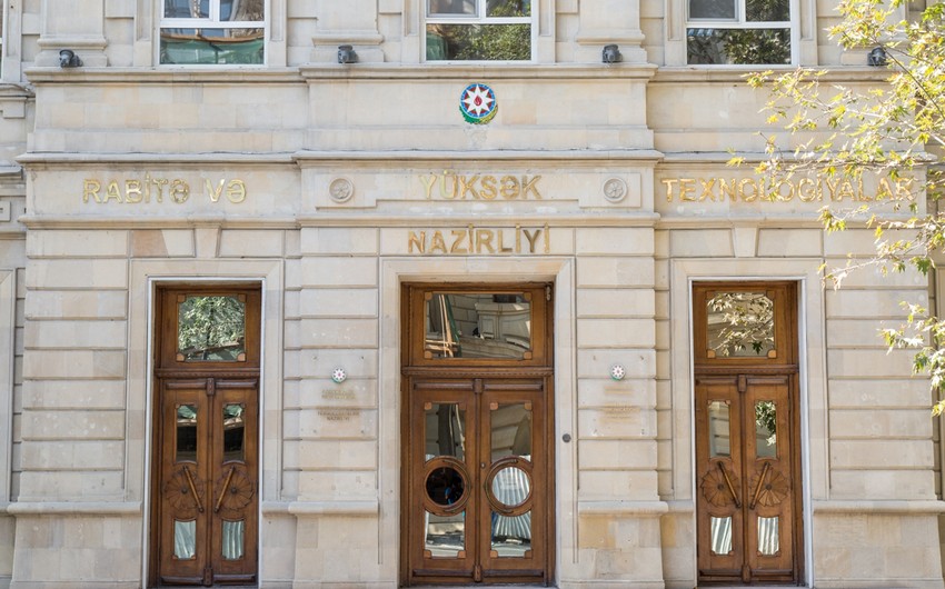 ​Rabitə və Yüksək Texnologiyalar Nazirliyinin keçmiş yüksək vəzifəli əməkdaşlarının həbs müddəti uzadılıb