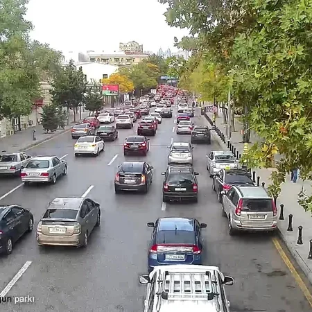 Bakının 10 yolunda tıxac var - SİYAHI