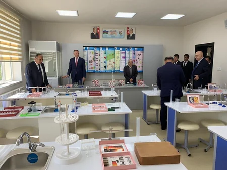 Azərbaycanda gürcüdilli məktəb üçün yeni bina istifadəyə verilib