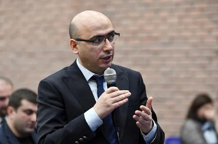 Fərid Qayıbov federasiya nümayəndələri ilə görüşüb