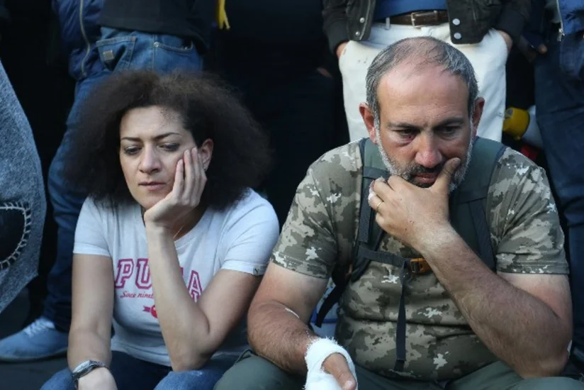 Nikol Paşinyanın arvadı ərinə müraciət etməlidir, Azərbaycan analarına deyil  - ŞƏRH