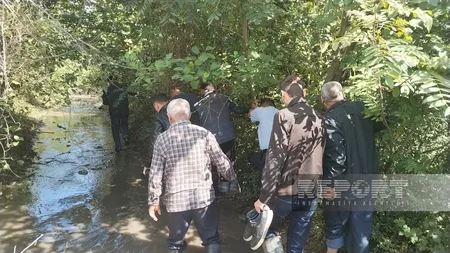 Oğuzda həmkəndlisini tüfənglə öldürüb meşədə basdıran şəxs saxlanılıb