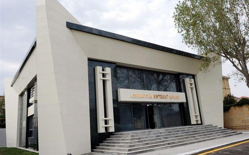 Mətbuat Şurası “Charlie Hebdo”nun təfriqəçi mövqeyini pisləyib