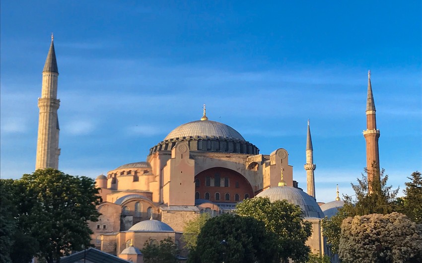 Türkiyədə karantin rejimi qismən sərtləşdirilir