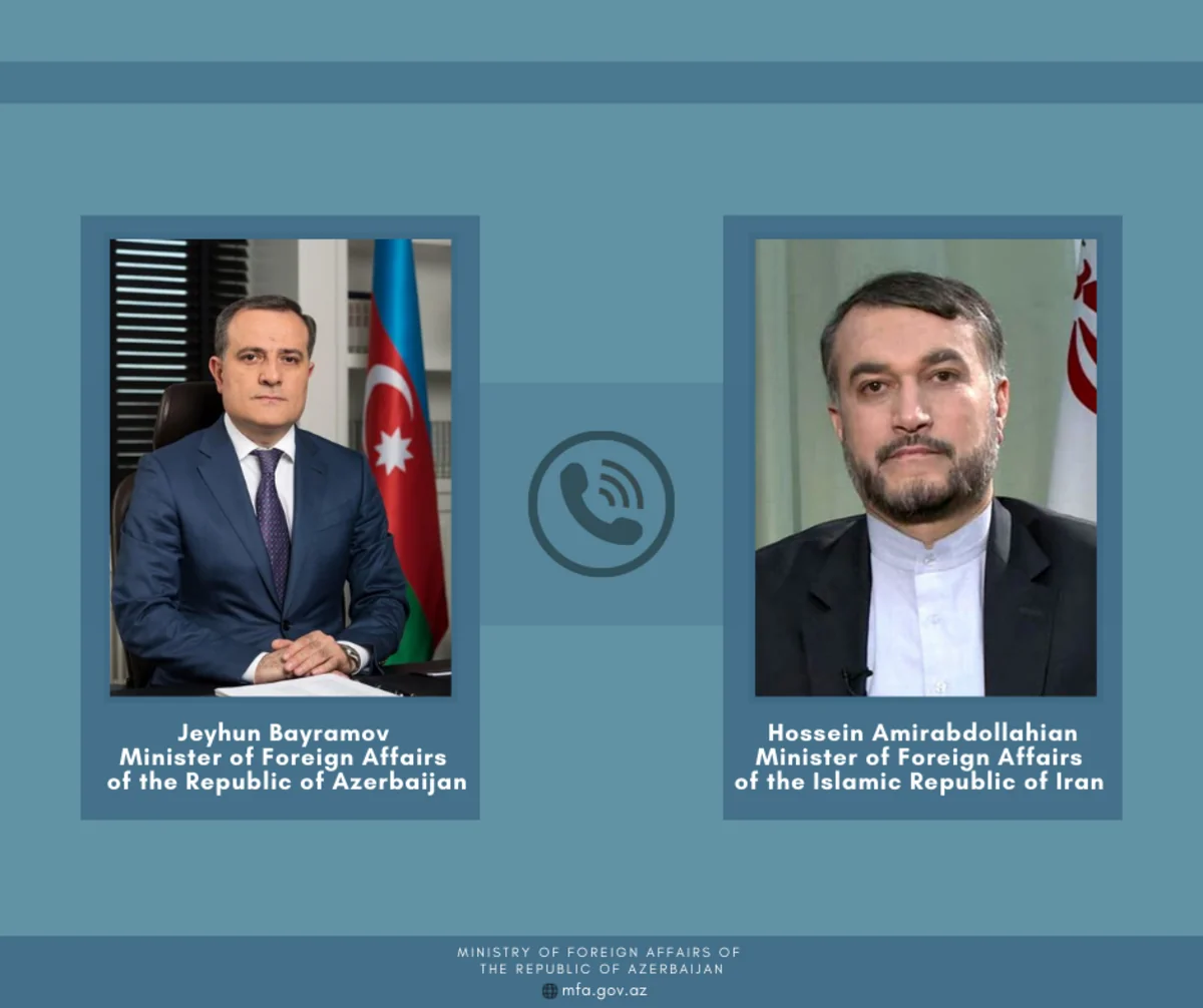 Ceyhun Bayramov iranlı həmkarı ilə telefonla danışıb