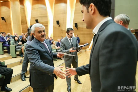 SOCAR-ın İdarəsinə beynəlxalaq inspeksiya və akreditasiya qurumlarının sertifikatları təqdim olunub