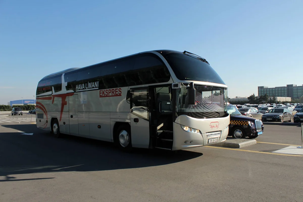 BakuBus установил дополнительную остановку в аэропорту
