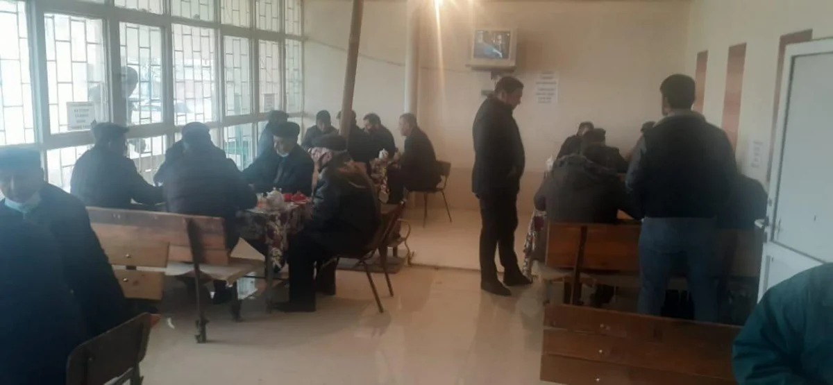 Saatlıda karantin rejimini pozan çayxana aşkarlandı