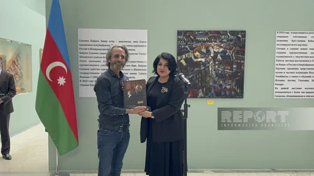 Moskvada azərbaycanlı rəssam Bayram Salamovun sərgisi açılıb