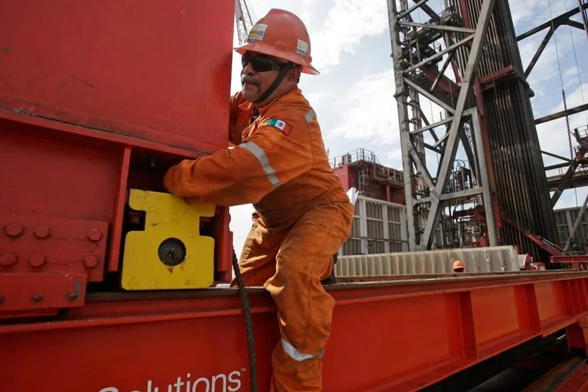 В Мексике власти хотят сохранить запасы нефти для следующих поколений