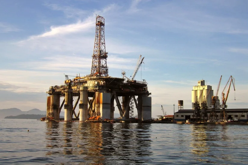 Azerbaijani sees decline in oil price