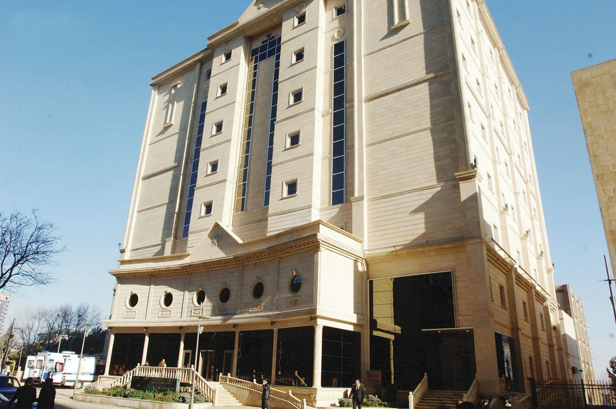 Mərkəzi Gömrük Hospitalı sığortaçı seçib