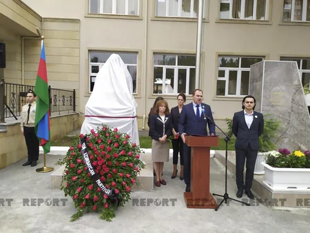 Bakıda Milli Qəhrəman Yuri Kovalyovun büstü ucaldılıb