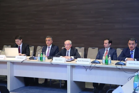 Baş Prokurorluqda “İnsan hüquqlarının əsas təminatları” mövzusunda konfrans keçirilib