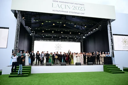 Laçında “MDB-nin mədəniyyət paytaxtı - 2025” ilinin açılış mərasimindən sonra qala konsert keçirilib