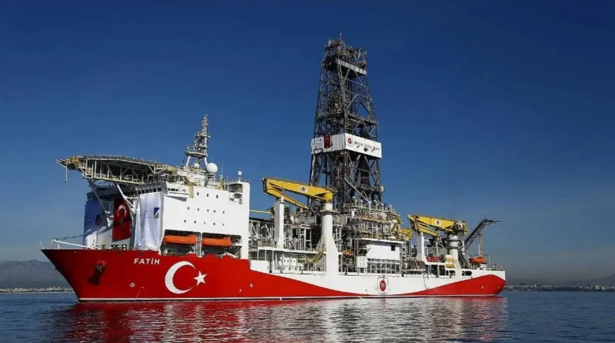 Türkiyə gəmisi Qara dənizdə yeni qazma işlərinə başladı