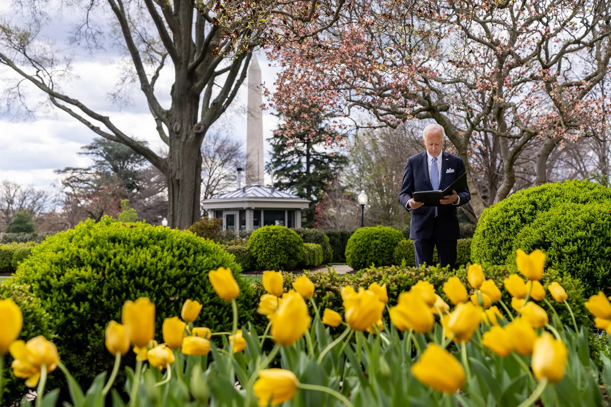 Biden spends his vacation in $ 20M mansion