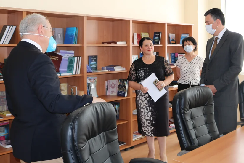 Azərbaycanla Gürcüstan arasında təhsil sahəsində əməkdaşlıq müzakirə olunub