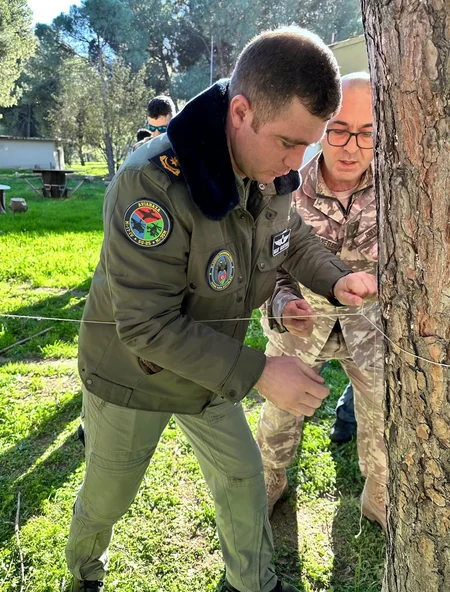 Azərbaycan hərbçilərinə Türkiyədə həyatda qalma və qaçıb xilas olma təlimləri keçirilir