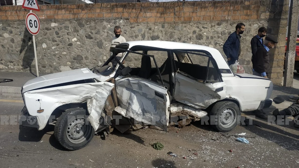 Şəkidə avtomobillər toqquşub, xəsarət alan var