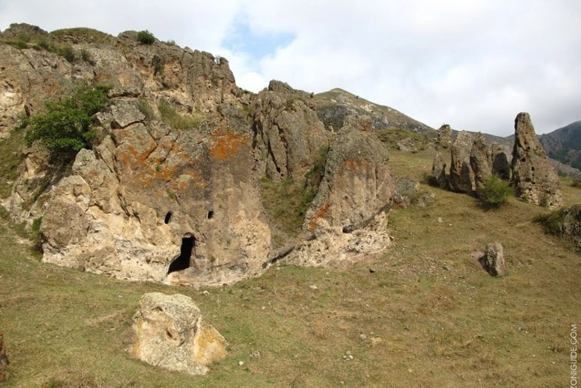 Qarabağdakı tarix və mədəniyyət abidələrinin statusu müəyyənləşib