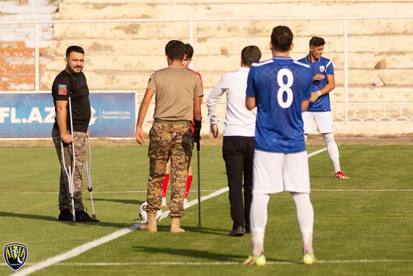 Azərbaycan çempionatının açılış oyununda topa ilk zərbəni qazilər vurub