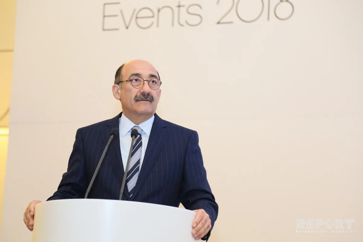 Əbülfəs Qarayev: Azərbaycana gələn turistlərin sayını 3,5 milyona çatdırmaq istərdik