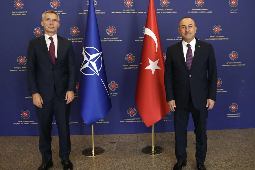 Türkiyə XİN başçısı NATO-nun baş katibi ilə telefonla danışıb