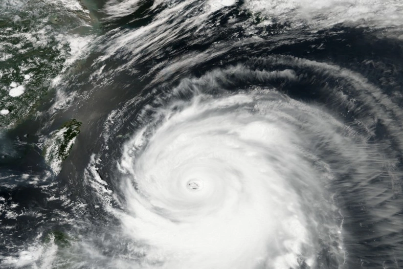 Hurricane Grace strengthens as it nears Mexico