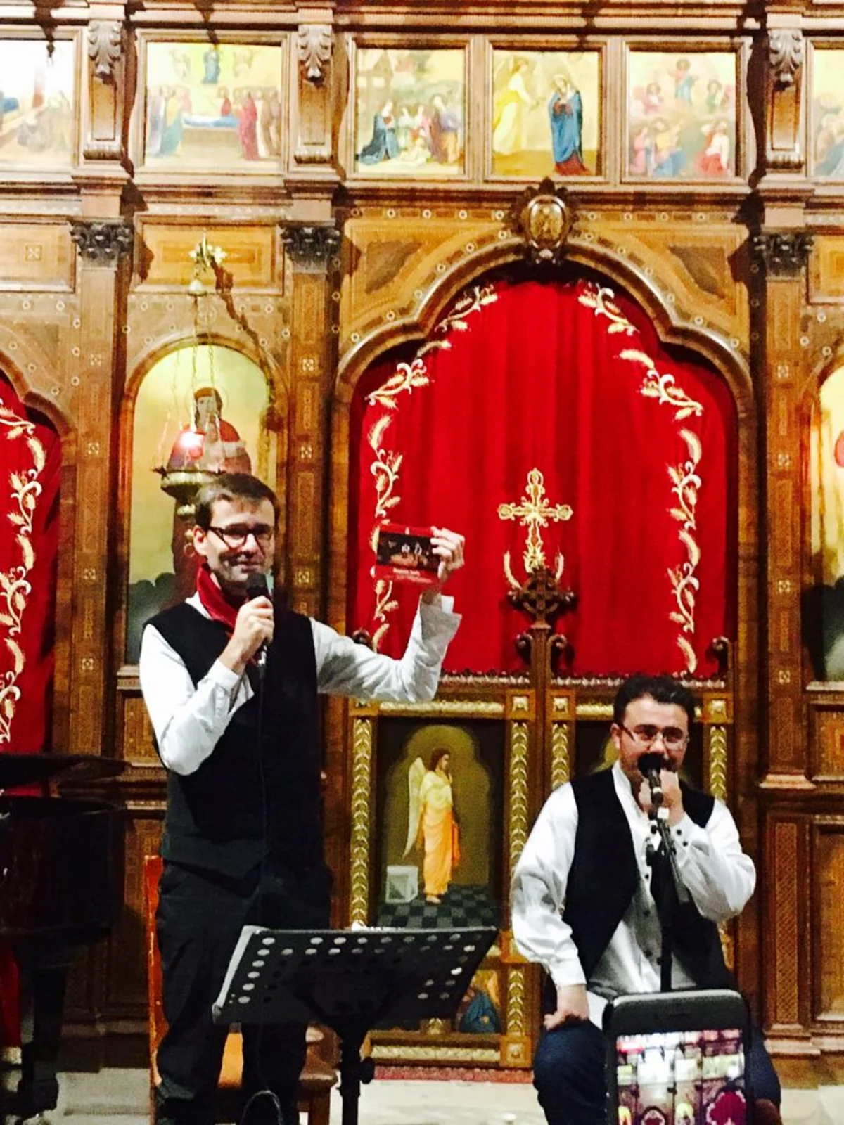 Parisdə azərbaycanlı musiqiçinin fransalı caz ustası ilə birgə albomunun təqdimatı keçirilib - FOTO