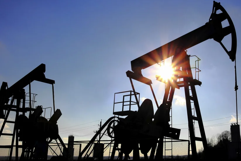 Нефть подорожала после обвала на минувшей неделе