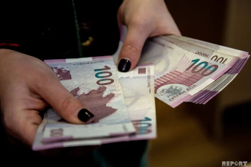 В Азербайджане может возрасти минимальная зарплата