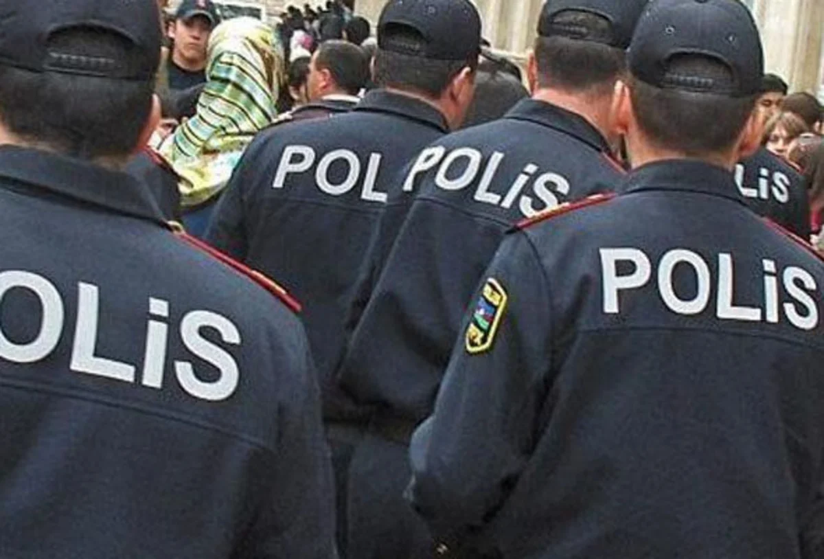 Bakıda polisin paqonunu sökən şəxslərə cinayət işi açılıb