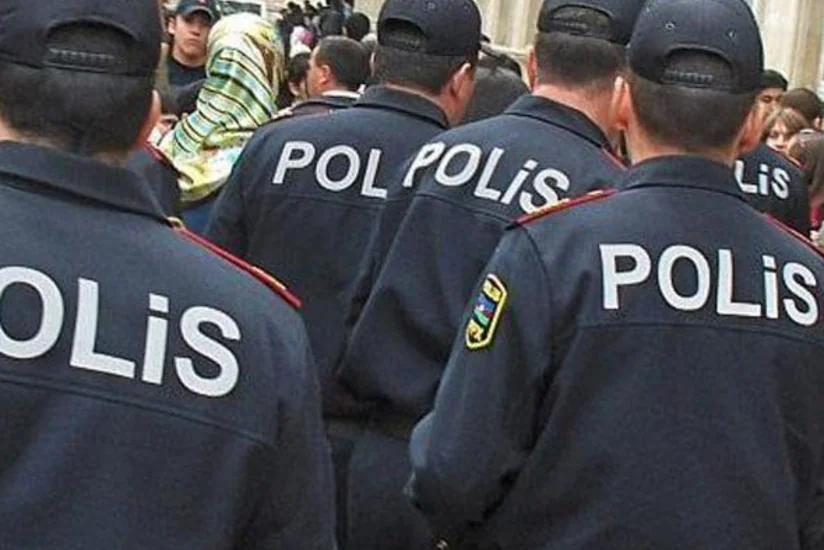 Bakıda polisin paqonunu sökən şəxslərə cinayət işi açılıb